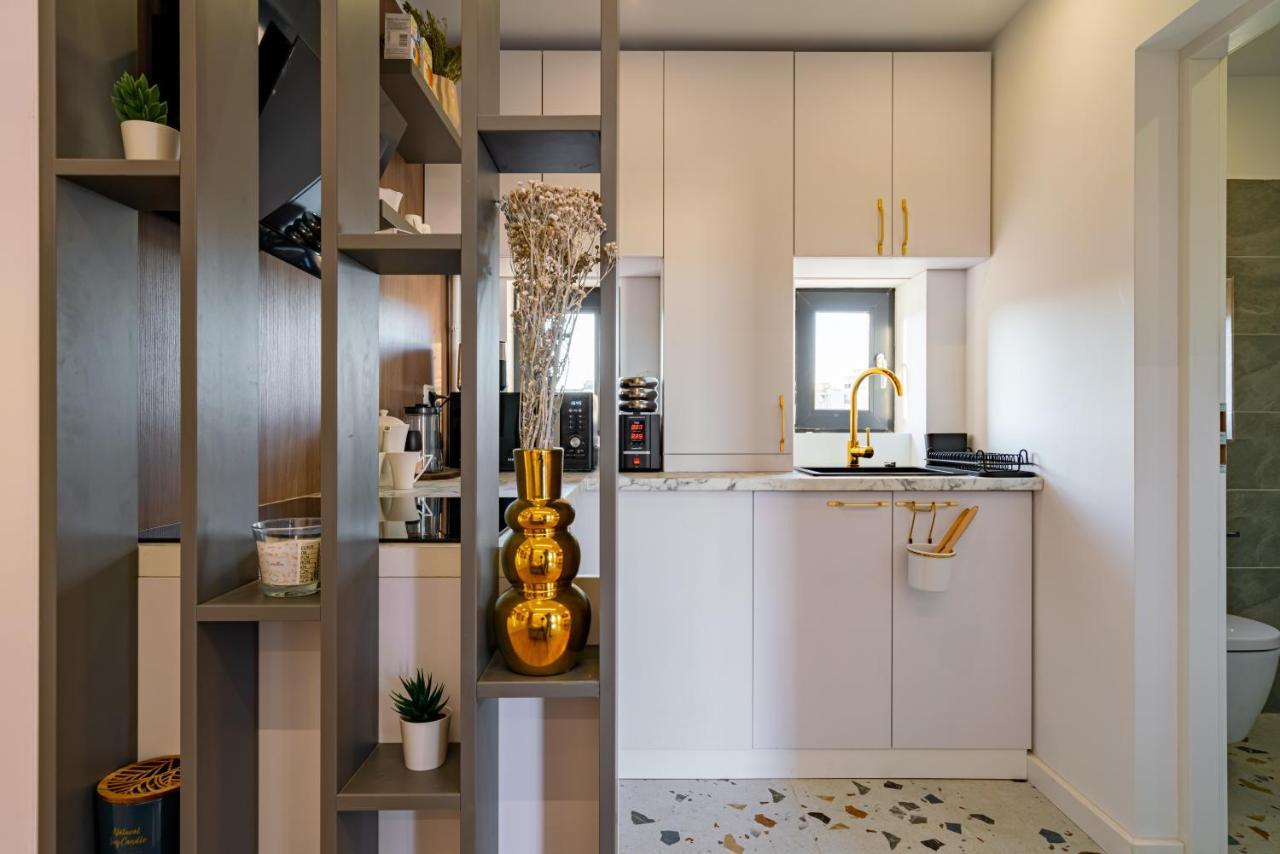 Appartement Golden View - Breathtaking Location In Bucarest Extérieur photo