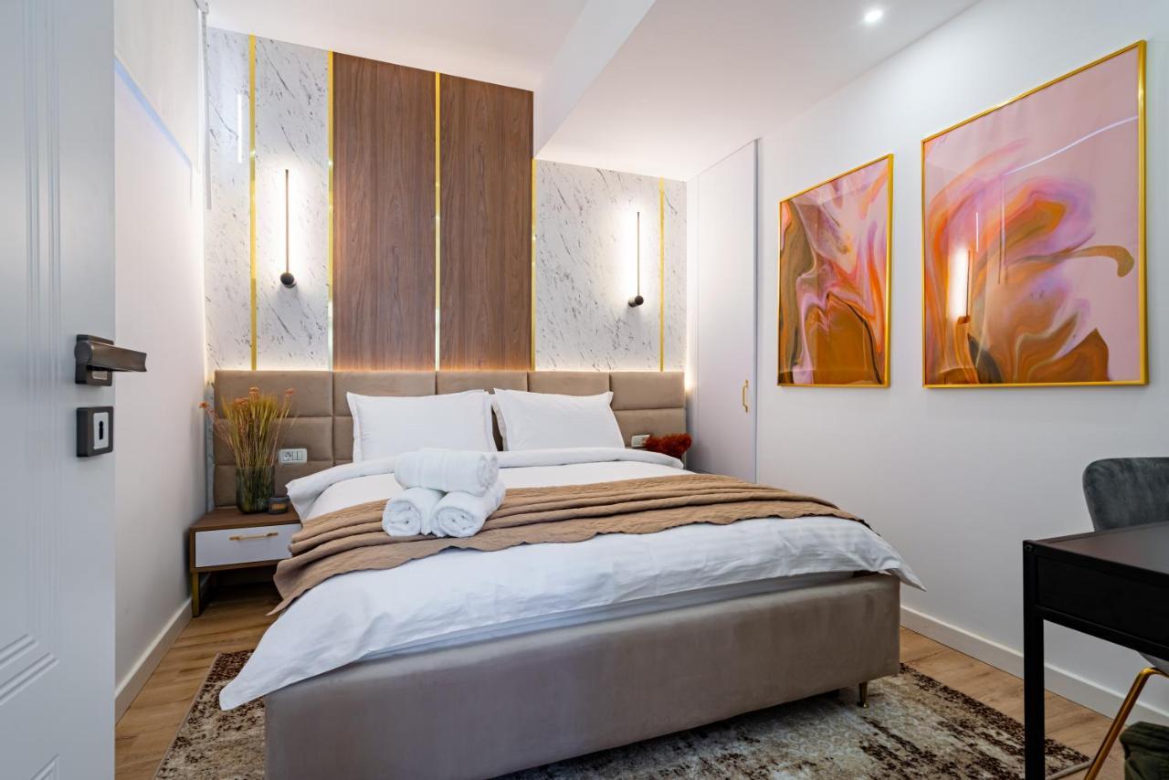 Appartement Golden View - Breathtaking Location In Bucarest Extérieur photo